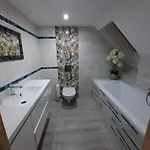 Dom U Janusza Nad Jeziorem Bialym