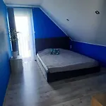 Dom U Janusza Nad Jeziorem Bialym *