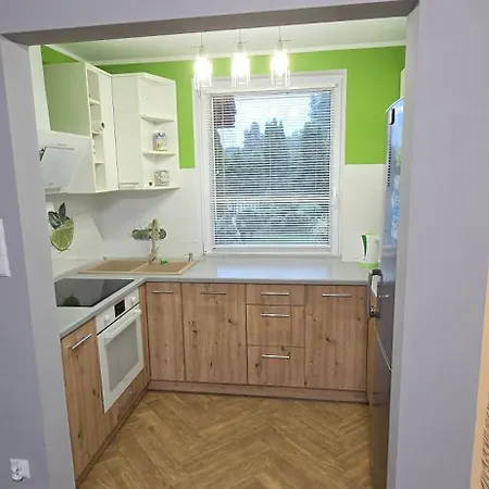 Dom U Janusza Nad Jeziorem Bialym *